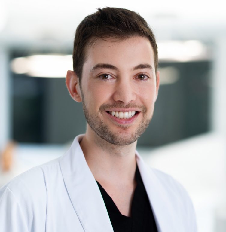 Juan Pablo Vélez MD, BioXcellerator General Practitioner