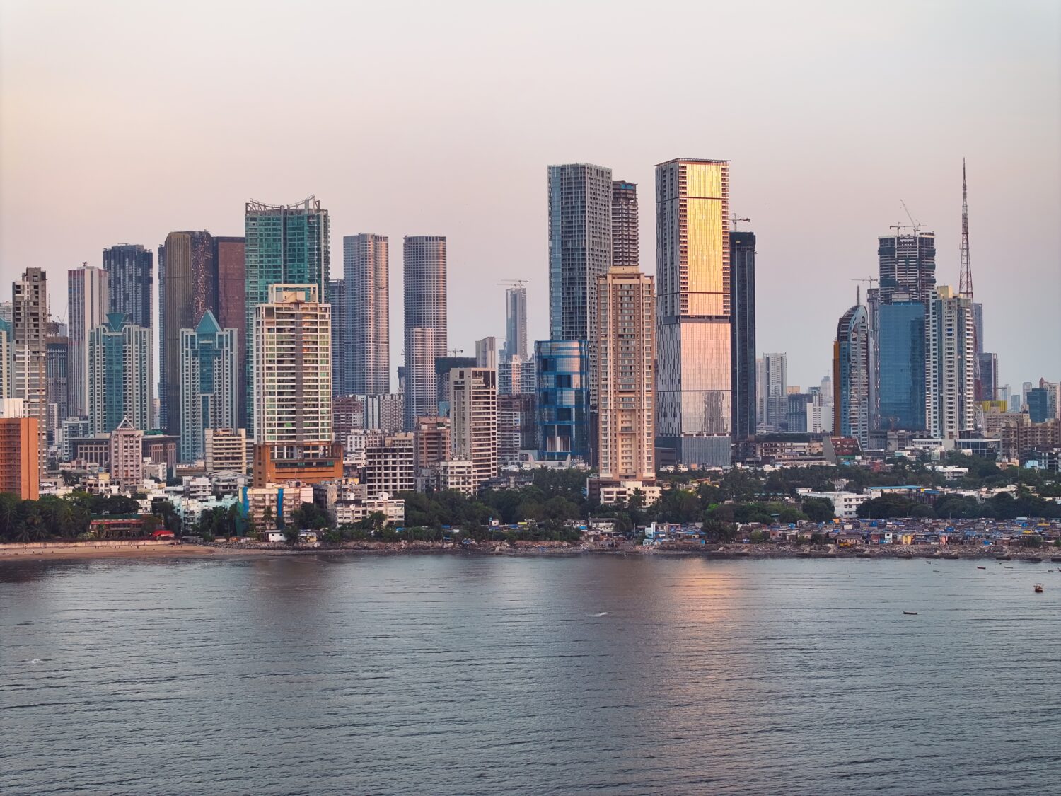 Downtown India on the ocean 